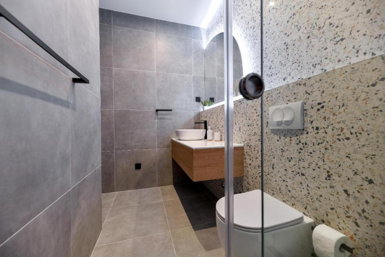 Maris Accommodation By Belmont Realty Zadar Exterior photo
